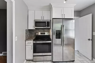 5065 Western Hills Ave, Cincinnati, OH 45238 - Photo 15