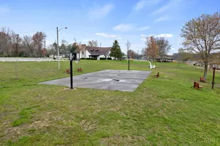 1352 Lorelei Dr, Perry Township, OH 45118 - Photo 45