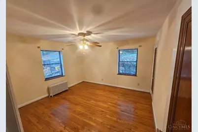 234 Woolper Avenue, Cincinnati, OH 45220 - Photo 7