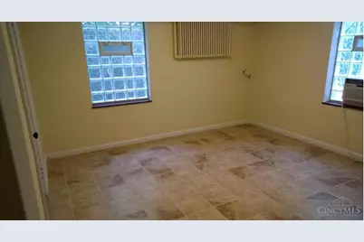 234 Woolper Avenue, Cincinnati, OH 45220 - Photo 31