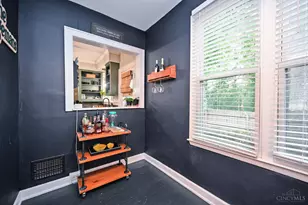 4110 Twenty 8th St, Cincinnati, OH 45209 - Photo 13