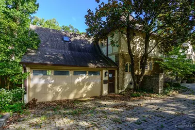 14 Garden Place, Cincinnati, OH 45208 - Photo 9