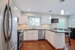 69 Evergreen Cir, Wyoming, OH 45215 - Photo 15