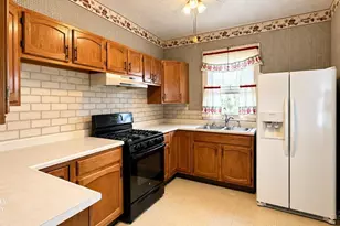 328 Bradley Ave, Reading, OH 45215 - Photo 11