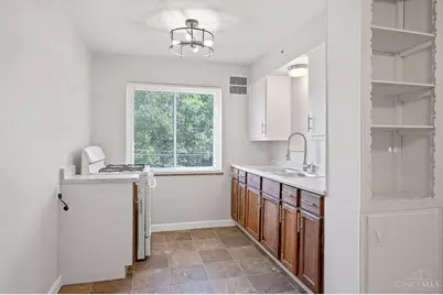 7796 Stillwell Road, Cincinnati, OH 45237 - Photo 15