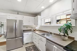 339 Thrall St, Cincinnati, OH 45220 - Photo 19