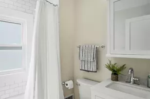 339 Thrall St, Cincinnati, OH 45220 - Photo 37