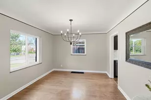 1127 W North Bend Dr, Cincinnati, OH 45224 - Photo 13