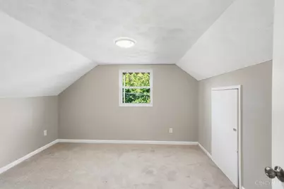 1127 W North Bend Dr, Cincinnati, OH 45224 - Photo 35