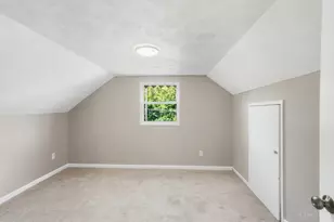 1127 W North Bend Dr, Cincinnati, OH 45224 - Photo 35