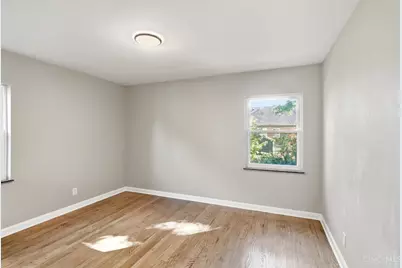1127 W North Bend Dr, Cincinnati, OH 45224 - Photo 23