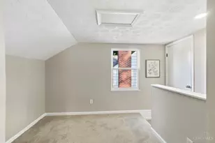 1127 W North Bend Dr, Cincinnati, OH 45224 - Photo 31