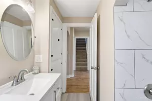 1127 W North Bend Dr, Cincinnati, OH 45224 - Photo 27