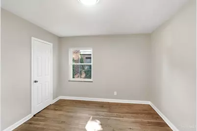 1127 W North Bend Dr, Cincinnati, OH 45224 - Photo 25