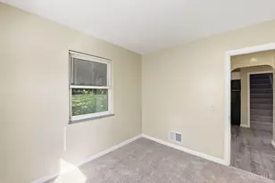 555 Greenwell Ave, Delhi Township, OH 45238 - Photo 23