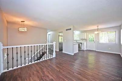813 Allenwood Court, Delhi Township, OH 45238 - Photo 9
