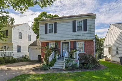 6909 Bryn Mawr Drive, Cincinnati, OH 45224 - Photo 1