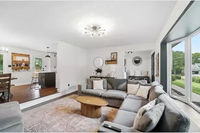 8148 Lake Shore Drive, West Chester, OH 45069 - Photo 15