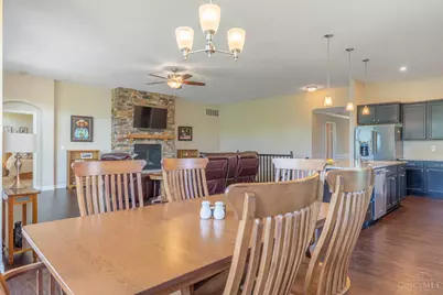 3194 Renaissance Boulevard, Middletown, OH 45005 - Photo 7