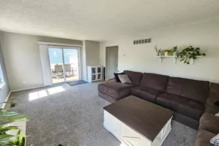 3320 Brodbeck Pl, Cincinnati, OH 45211 - Photo 3
