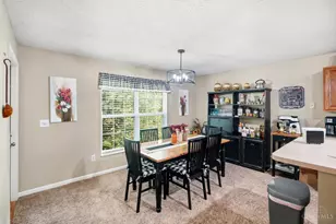 137 Highridge Ct, Fairfield, OH 45014 - Photo 9