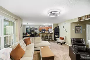 137 Highridge Ct, Fairfield, OH 45014 - Photo 7