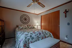 923 Beechmeadow Ln, Cincinnati, OH 45238 - Photo 17
