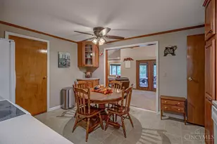923 Beechmeadow Ln, Cincinnati, OH 45238 - Photo 11