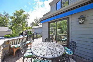 14 Falling Brook Ln, Blue Ash, OH 45241 - Photo 5