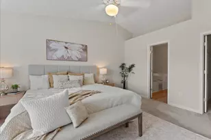 5560 Harbourwatch Way, Deerfield Township, OH 45040 - Photo 15