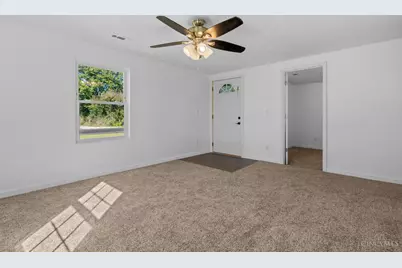 6252 St Rt 28, Clark Township, OH 45146 - Photo 15