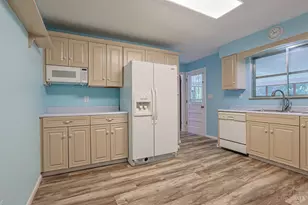 543 Compton Rd, Wyoming, OH 45231 - Photo 11