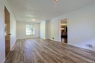 543 Compton Rd, Wyoming, OH 45231 - Photo 25