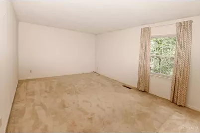 1001 Shakertown Court, Montgomery, OH 45242 - Photo 13