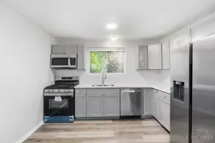 1091 Elda Ln, Cincinnati, OH 45224 - Photo 9