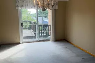 5989 Oakapple Dr, Green Township, OH 45248 - Photo 7
