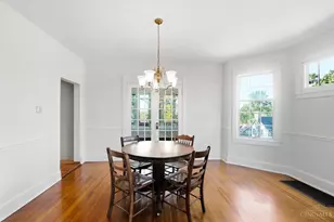 577 Evanswood Pl, Cincinnati, OH 45220 - Photo 13