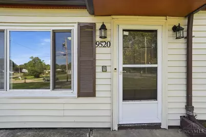 9520 Crestbrook Drive, Springfield Township, OH 45231 - Photo 5