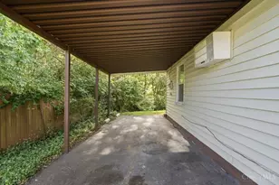 9520 Crestbrook Dr, Springfield Township, OH 45231 - Photo 31