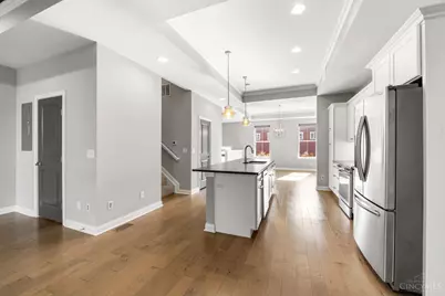 114 Broadway Street, Loveland, OH 45140 - Photo 5