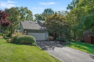 2458 Pond Run Ave, Anderson Township, OH 45244 - Photo 3