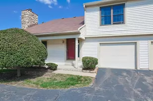 5366 Dogwood Cir S, Mason, OH 45040 - Photo 3