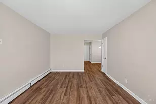 1275 Sunset Ave, Cincinnati, OH 45205 - Photo 3
