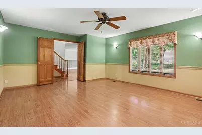 401 Lowell Street, Loveland, OH 45140 - Photo 13