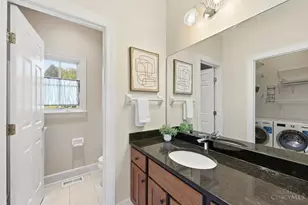 8575 Sleepy Hollow Dr, Indian Hill, OH 45243 - Photo 13