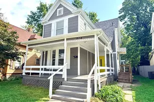 214 N Cherry St, Lebanon, OH 45036 - Photo 1