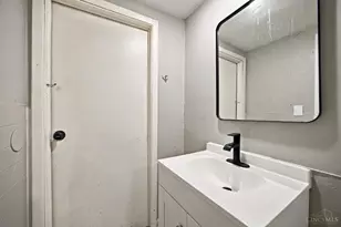 224 S Broad St, Middletown, OH 45044 - Photo 23