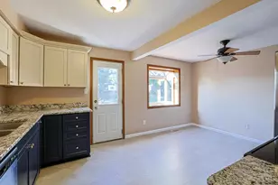 3531 Edvera Ln, Colerain Township, OH 45239 - Photo 9