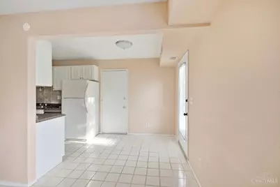 1058 E Crescentville Road, West Chester, OH 45246 - Photo 7