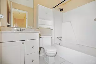 1058 E Crescentville Rd, West Chester, OH 45246 - Photo 17